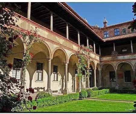 Park & Cloister Views Exclusive *